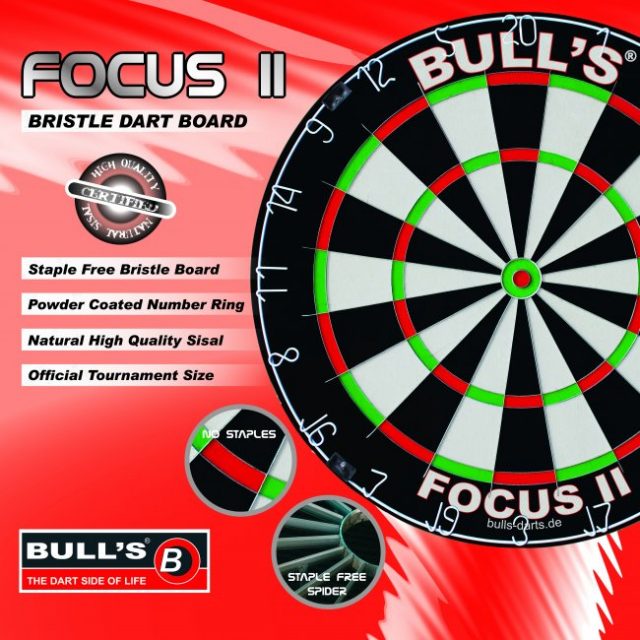 Δεύτερη Εικόνα https://vasilikos-import.gr/wp-content/uploads/2021/12/STOXOS-DART-BULL8217s-Focus-II-Bristle-Board-1.jpg